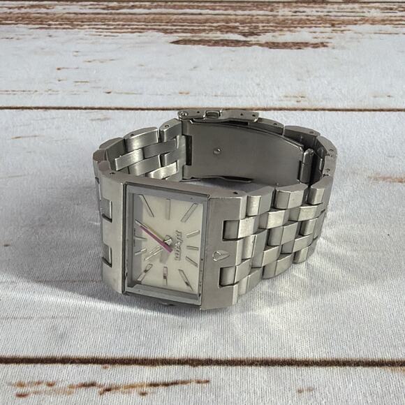 Vintage Nixon Golden The Ticket 4D Swiss Watch – Needs Battery - Picture 1 of 6
